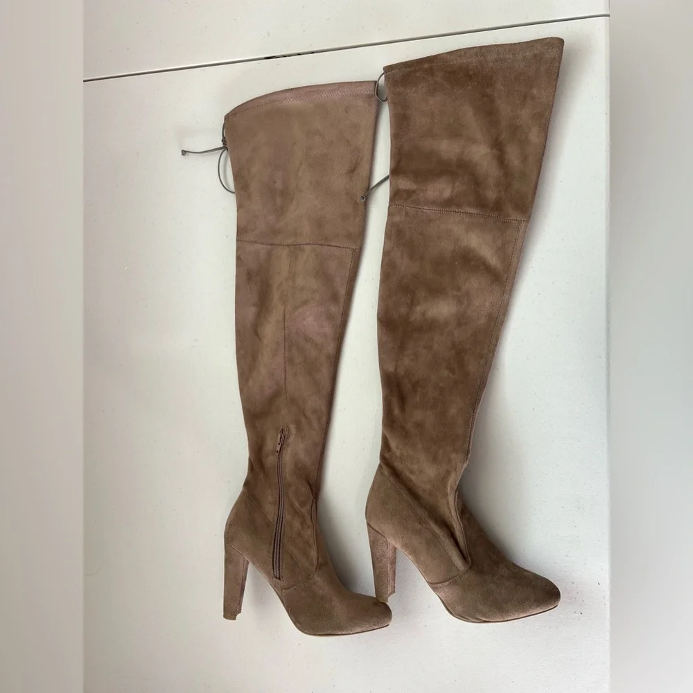 Charlotte Russe‎ Taupe Boots Size 8